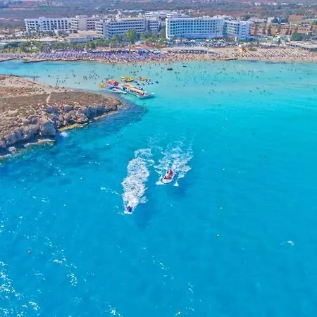 Dome Marina & 4* Ayia Napa