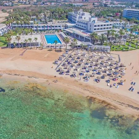 Dome Marina Hotel&resort 4*