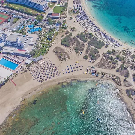 Dome Marina Hotel&resort