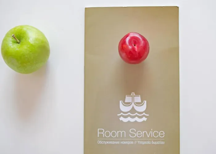 Dome Marina & Hotel 4*