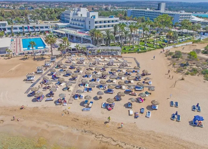 Dome Marina & Otel Aya Napa