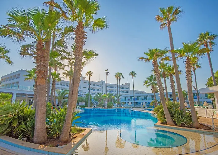 Dome Marina & Otel Aya Napa