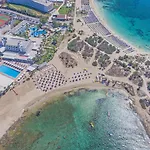 Dome Marina Hotel&resort