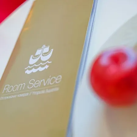 Hotell Dome Marina & 4*