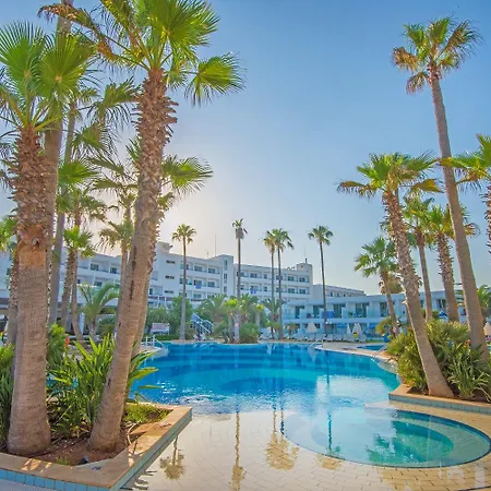 Dome Marina & Otel Aya Napa