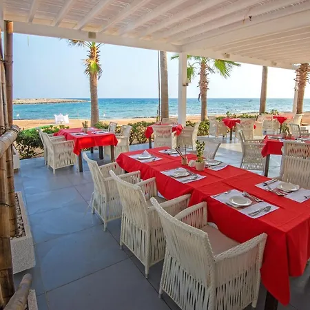 Dome Marina & Hotell