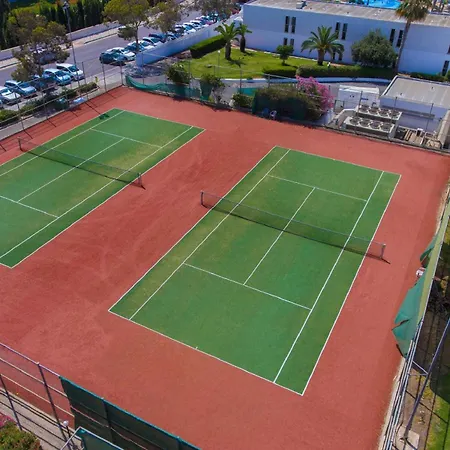 Hotell Dome Marina & 4*