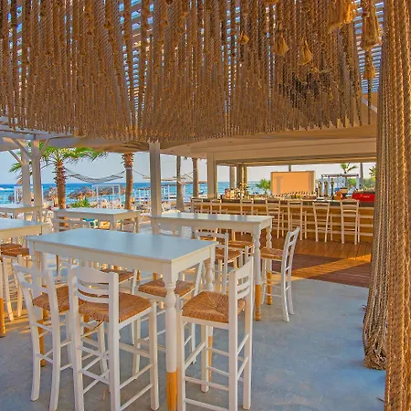 Otel Dome Marina & 4*