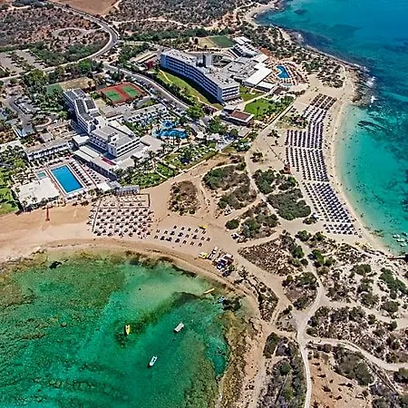 Dome Marina &