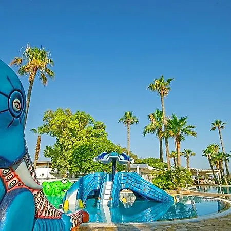 فندق Dome Marina & 4*