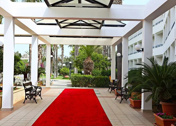 Dome Marina & Айя-Напа