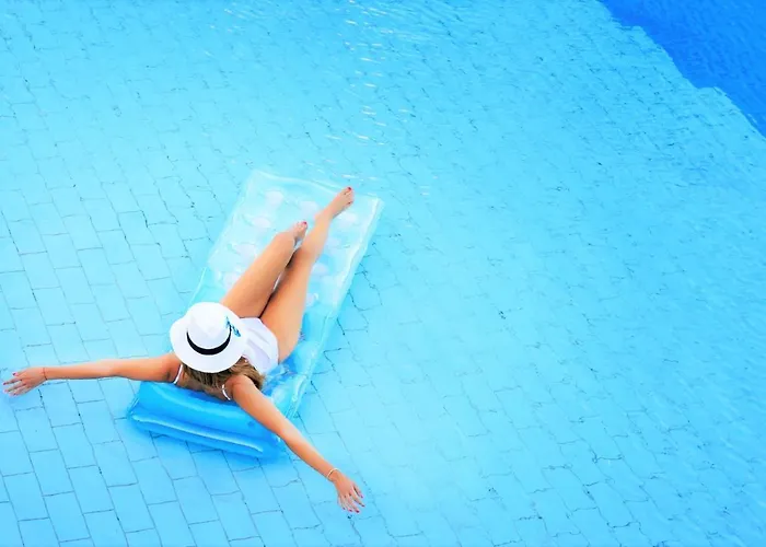 Dome Marina & Айя-Напа