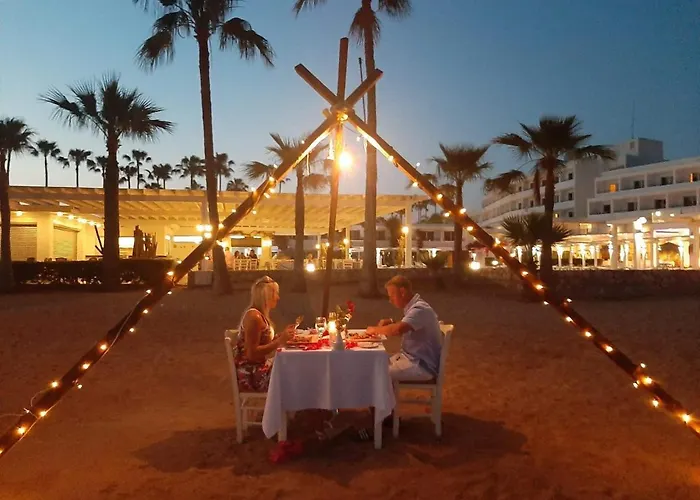 Dome Marina & 4* Agia Napa