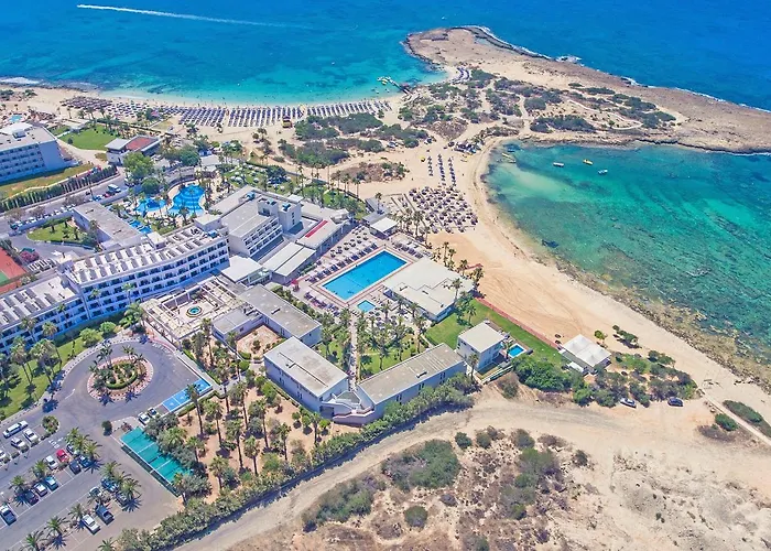 Hotel Dome Marina & 4*